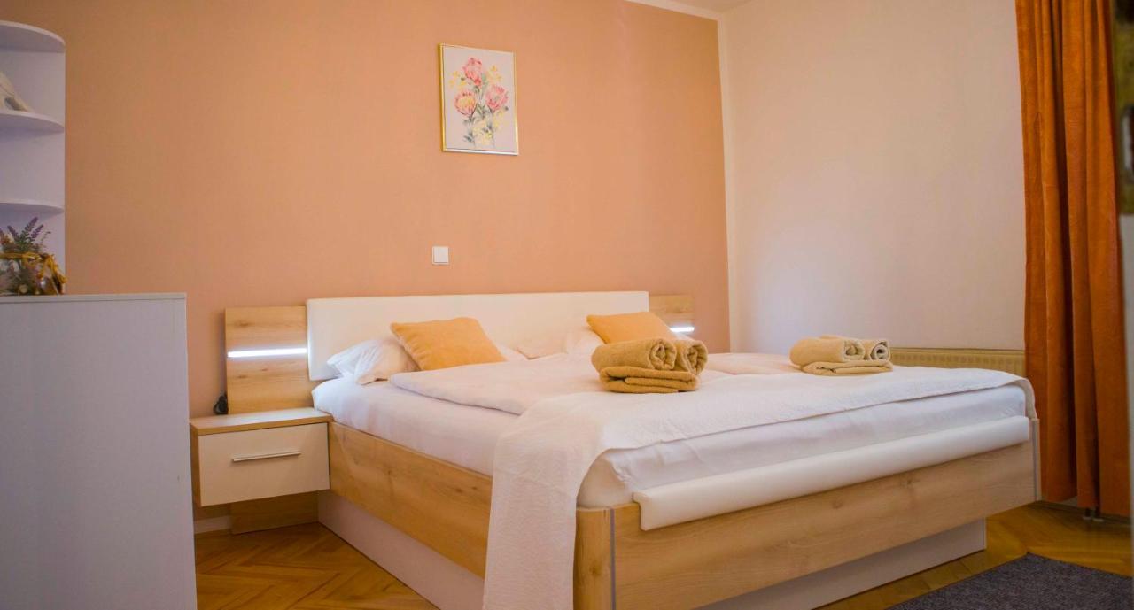 Apartments Mm Podstrana Exterior photo